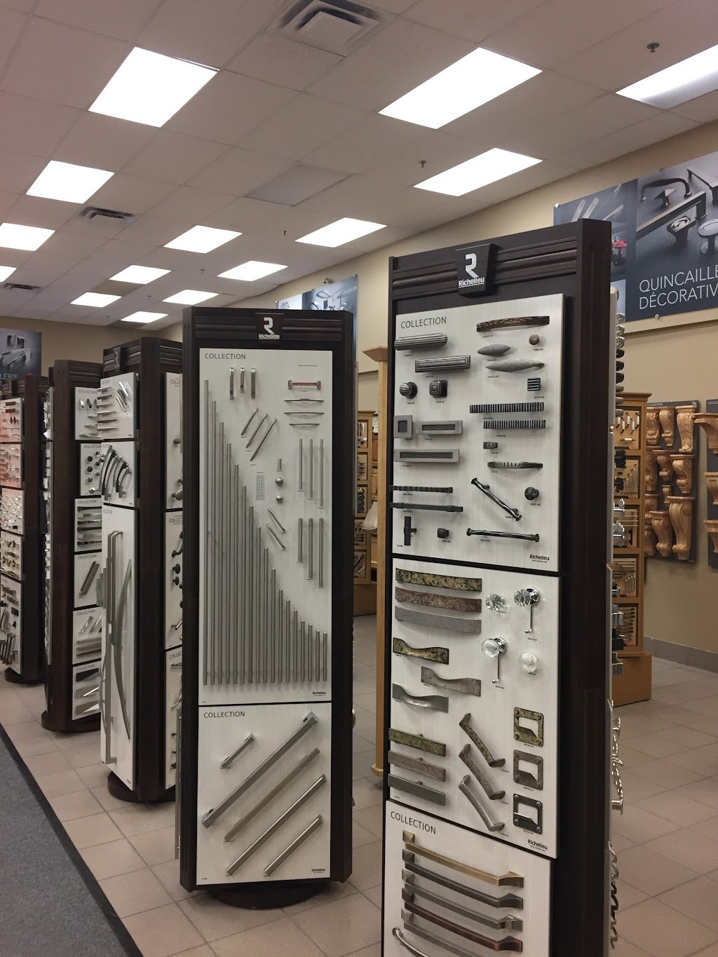 Richelieu retail showroom